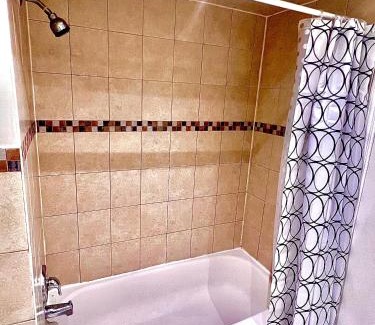 Malton House | Da-7 Room Near Airport