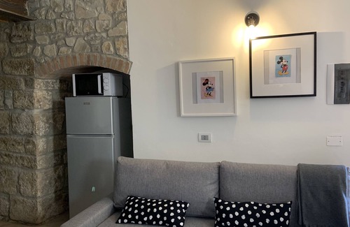 Costa di Mezzate House | Da Agostino, the house of milk