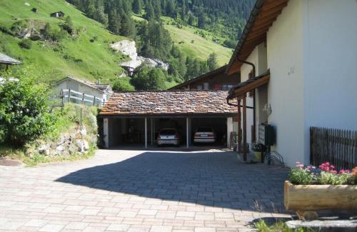Vals Apartment | Dachwohnung Unterem Hoereli