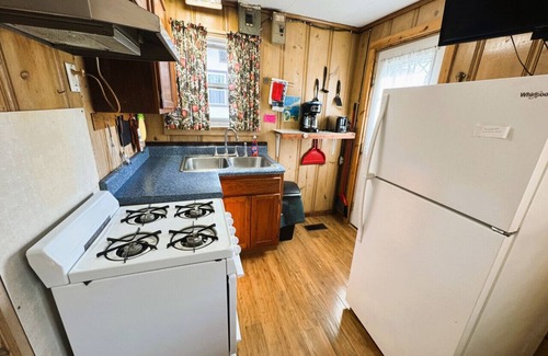 Rockaway Beach Cabin | DaddyOMine at Duck Harbor Resort