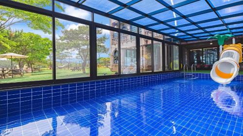 Ansan House | Daebudo Geugotegamyeon Pension