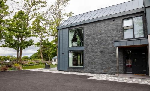 Llangefni House | Dafarn Newydd Studio