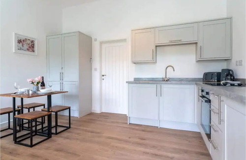 Mangotsfield House | Daffodil, Recently Converted Modern Barn, Cotswolds