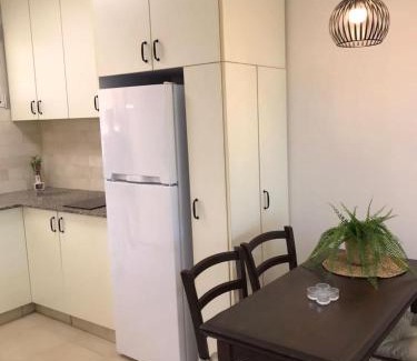 Caesarea Apartment | Daissy house - דירה פרטית בנאות גולף