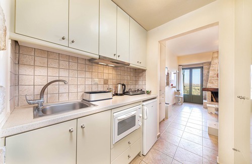 Aggeliana Hotel | Dalabelos Estate