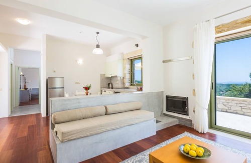 Aggeliana Hotel | Dalabelos Estate