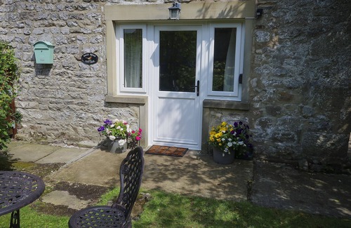 Buckden Cottage | DALE HEAD COTTAGE, family friendly, with open fire in Buckden