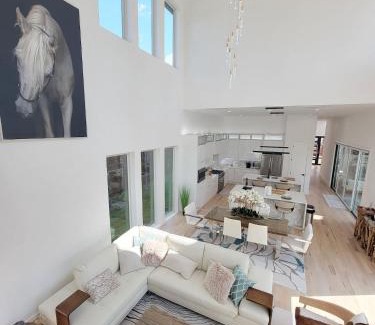 Dallas House | Dallas Luxury Modern House By Dallas Love Airport