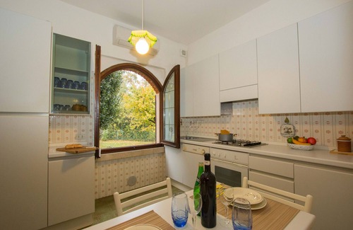 Soiano del Lago Apartment | Daller Bianca con piscina by Wonderful Italy