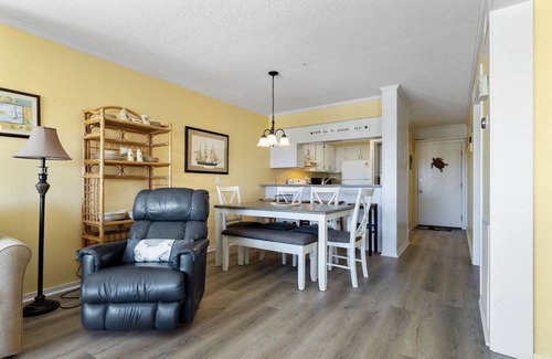 Morehead City Condo | Daly Dunes- Indoor pool, Waterslide, Putt Putt, tennis. it's all here!