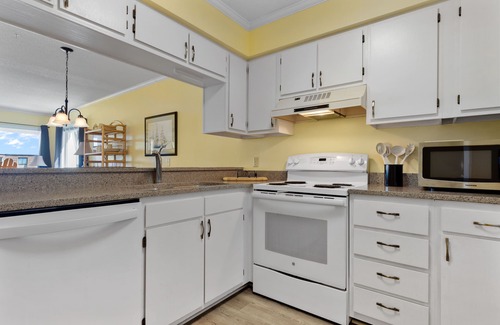 Morehead City Condo | Daly Dunes- Indoor pool, Waterslide, Putt Putt, tennis. it's all here!