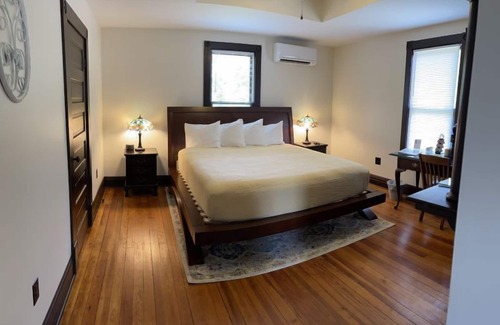 Damascus Hotel | Damascus Old Mill Inn