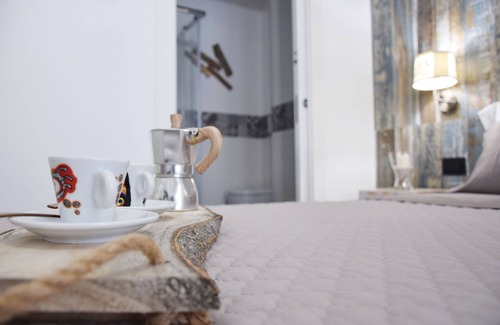 Quartiere XI Portuense Bed & Breakfast | Damiva - Design room - Rome center Trastevere, 10 minutes walk from the metro