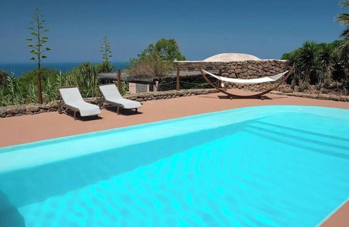Pantelleria Apartment | Dammuso Hermitage