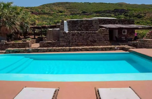 Pantelleria Apartment | Dammuso Hermitage