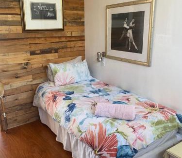 Claremont House | Dancers' Cottages