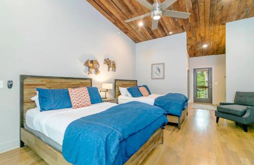 Townsend Cabin | Dancing Bear Lodge