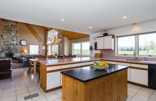 Windham Cabin | Dancing Horse Farm in Windham: Spectacular 9 Bedroom Home, 30 Acres, Ski Lodge