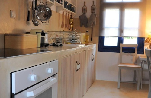 Voia House | Dandy Villas Velanidia - Fisherman's Hut - By the Sea