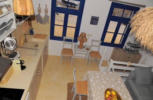 Voia House | Dandy Villas Velanidia - Fisherman's Hut - By the Sea