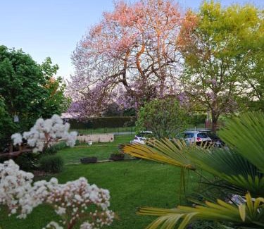 Saint-Remy-en-Rollat House | Dans colombier proche de Vichy parking privé