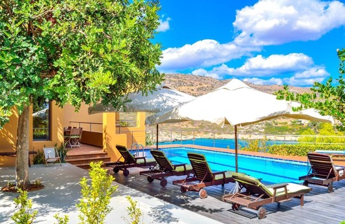 Marathi Villa | Daphne Villa - Five Bedroom Villa, Sleeps 12