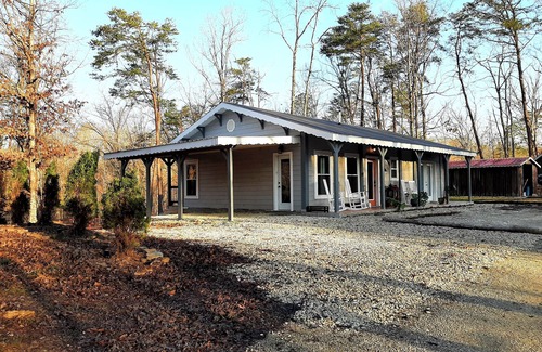 Stanton Cabin | Dappled Grey Cabin with hot tub at Red River Gorge