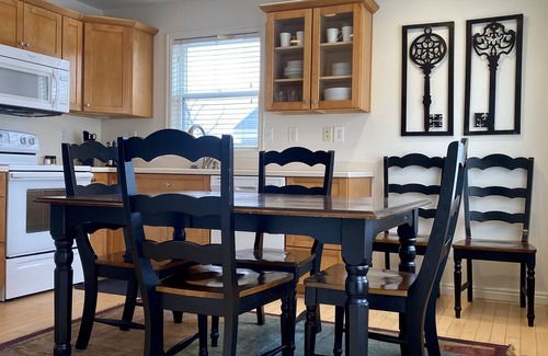 Ogden House | Darling house near outdoor adventures-newly remodeled