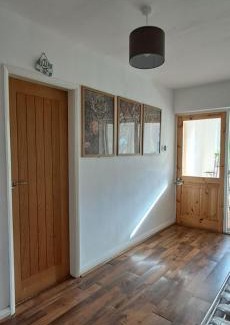 Denbigh House | Daron Large Country Cottage