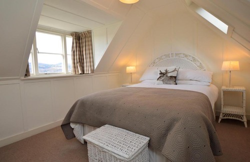 Cairndow House | Darroch Beag