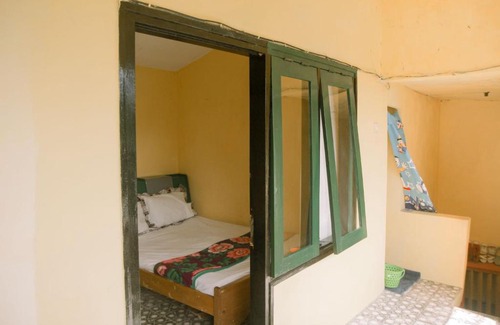 Trawas House | Darwati Homestay Desa Wisata Ketapanrame