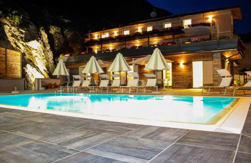 Dascio Apartment | Dascio Salute Ferienwohnung mit Panorama Balkon am See