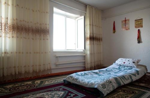 Naryn Region House | Dastans Homestay, Bed and Breakfast & Horse riding
