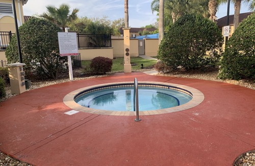 Regal Palms House | Davenport Paradise Getaway