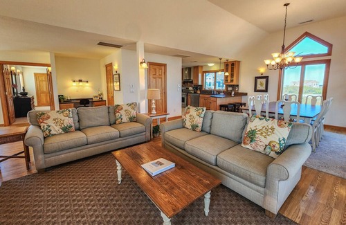 Southern Shores House | Dawn Treader - 6 BR Oceanside Vacation Home w/Private Pool, Hot Tub, Dogs Allowed