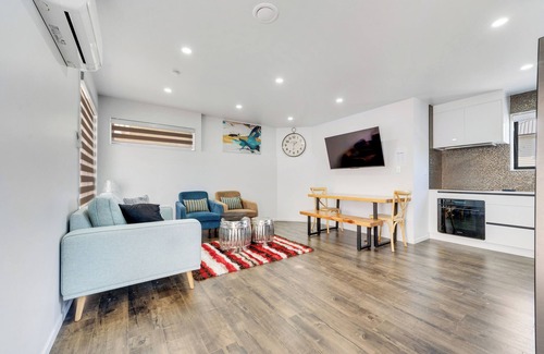 Papatoetoe House | Daylight House – Dwell & Delight near Auckland Airport