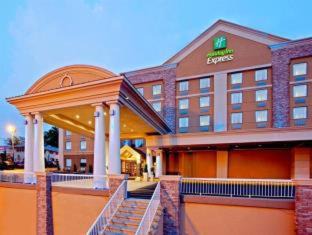 North Bergen Hotel | Days Hotel by Wyndham North Bergen