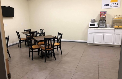Brawley Hotel | Days Inn by Wyndham Brawley