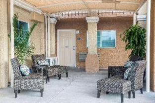 El Centro Hotel | Days Inn by Wyndham El Centro