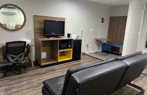 El Centro Hotel | Days Inn by Wyndham El Centro