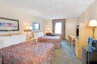 Mooresville Hotel | Days Inn by Wyndham Mooresville Lake Norman