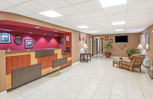 New Market Hotel | Days Inn by Wyndham New Market I-81