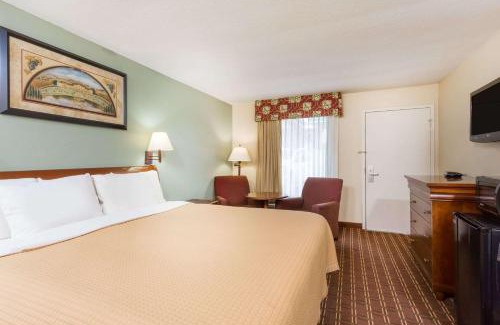 Orangeburg Hotel | Days Inn by Wyndham Orangeburg