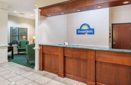 Paducah Hotel | Days Inn by Wyndham Paducah I-24 Exit 4