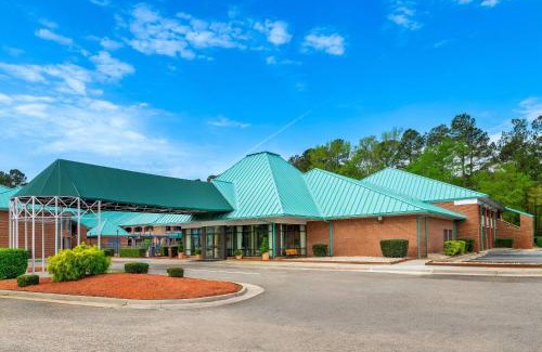 Petersburg Hotel | Days Inn by Wyndham Petersburg/South Fort Lee