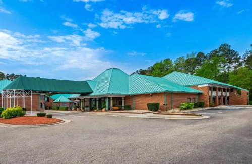 Petersburg Hotel | Days Inn by Wyndham Petersburg/South Fort Lee
