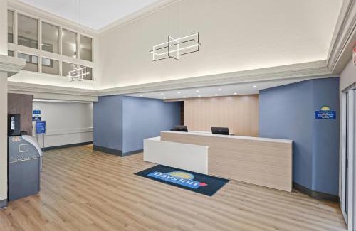 Regina Hotel | Days Inn by Wyndham Regina