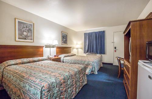 Ridgecrest Hotel | Days Inn by Wyndham Ridgecrest near China Lake Naval Station