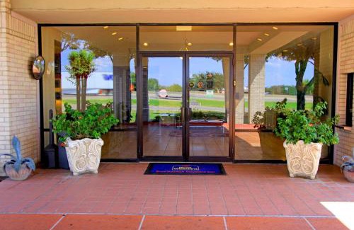 Round Rock Hotel | Days Inn by Wyndham Round Rock