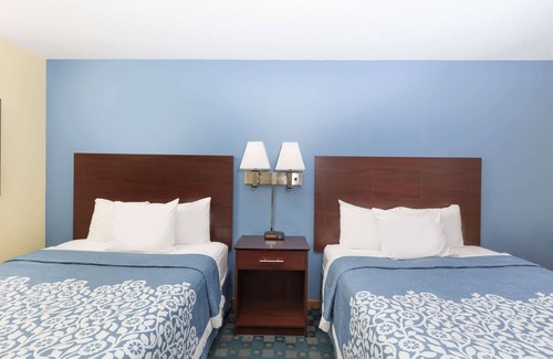 Sioux City Hotel | Days Inn by Wyndham Sioux City